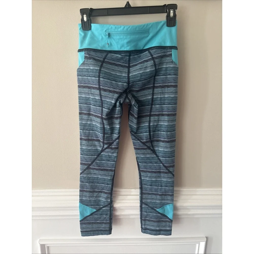 Lululemon‎ Pace Rival Crop Leggings 4 Space Dye Twist Naval Peacock Blue Striped